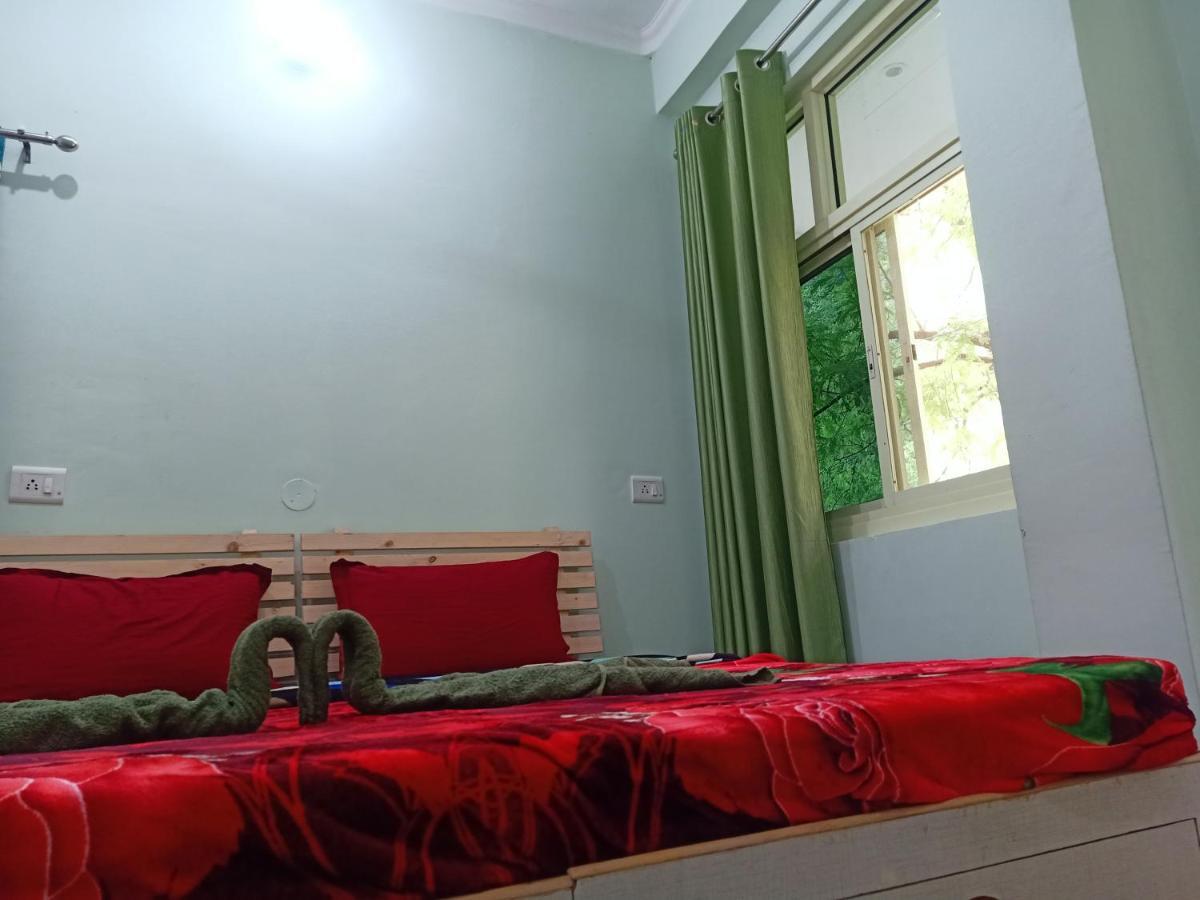 Shivanjal Wellness And Accommodation Rishīkesh Buitenkant foto