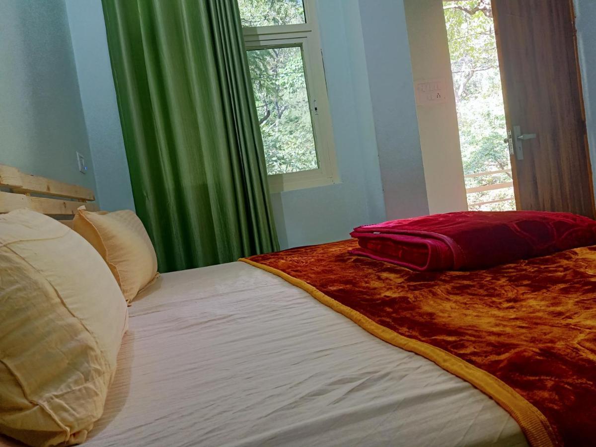 Shivanjal Wellness And Accommodation Rishīkesh Buitenkant foto