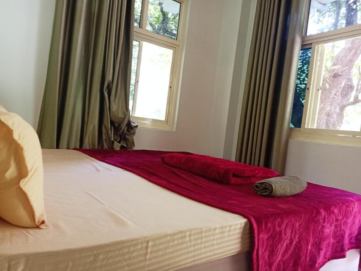 Shivanjal Wellness And Accommodation Rishīkesh Buitenkant foto