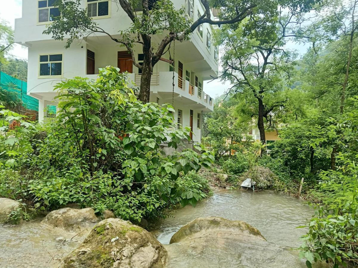 Shivanjal Wellness And Accommodation Rishīkesh Buitenkant foto