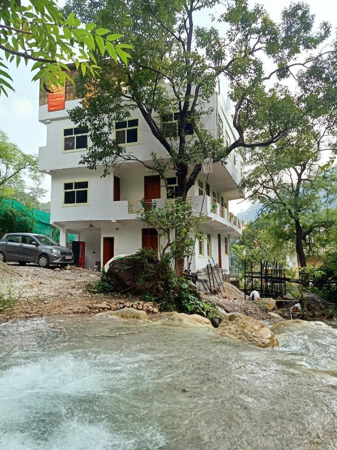 Shivanjal Wellness And Accommodation Rishīkesh Buitenkant foto