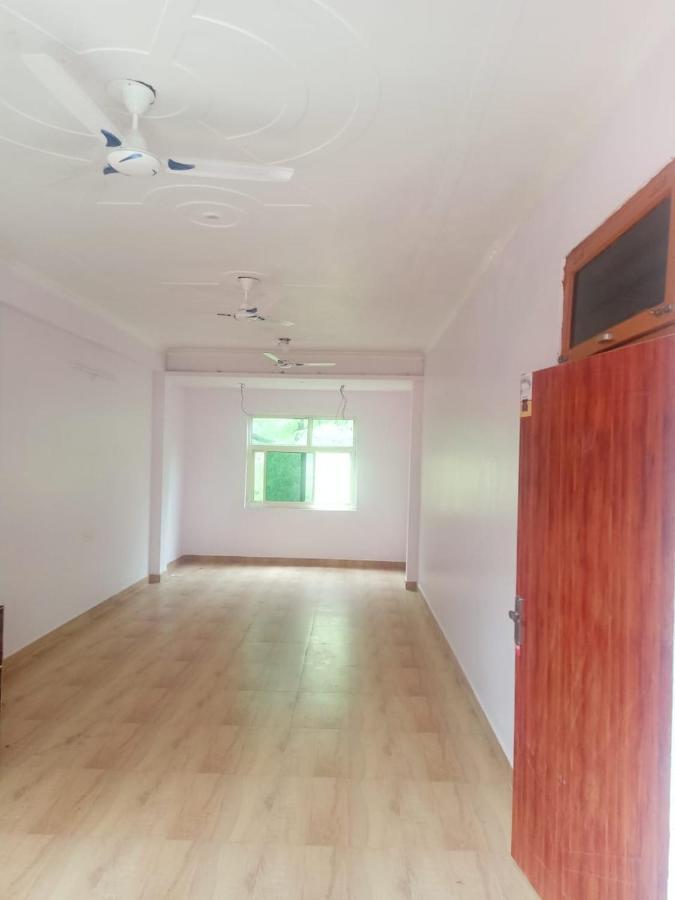Shivanjal Wellness And Accommodation Rishīkesh Buitenkant foto
